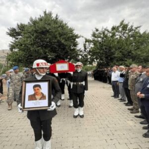 duzce depreminde sehit olan onbasinin naasi 26 yil sonra malatyaya nakledildi hnBSSllB