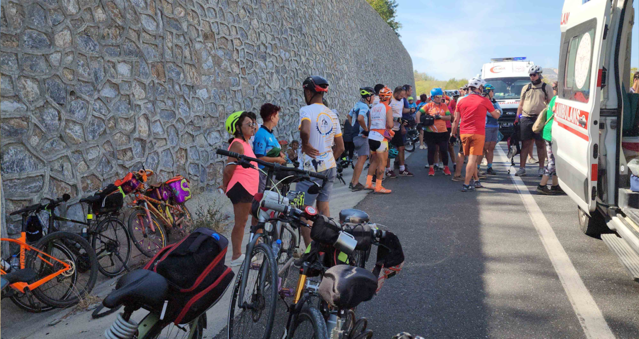 muglada bisiklet gezisi faciaya donustu 12 bisikletli yaralandi tZmzB6JL