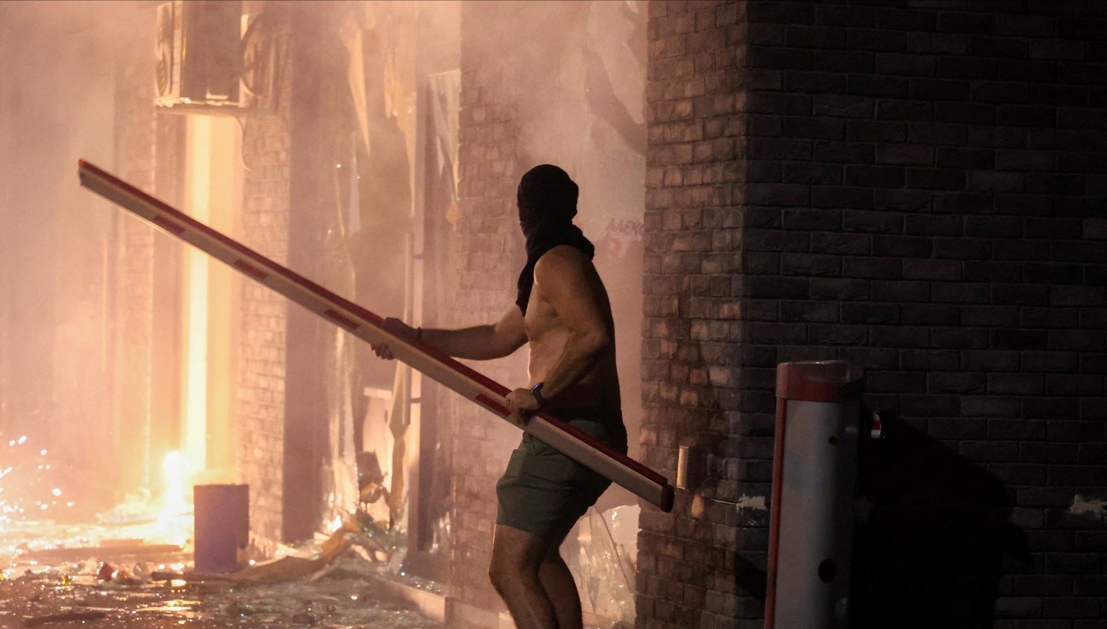 rus istihbaratindan sirbistan iddiasi 1 kasimda renkli devrim olacak pGbOUX99