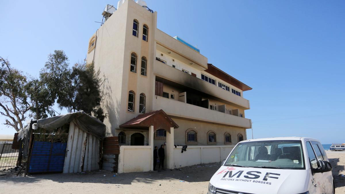 sinir tanimayan doktorlar gazzedeki faaliyetlerini durdurmak zorunda kaldi DLzgE1a7