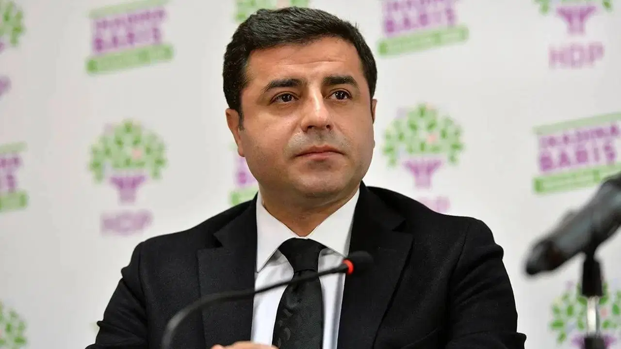 akpli vekilden carpici demirtas cikisi surece faydasi olur eRpkIJVs.jpg