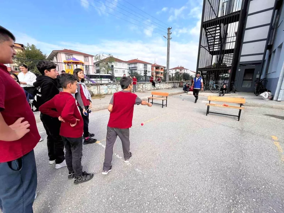 duzcede merkezin seninle guzel etkinlikleri devam ediyor JPkAL68r