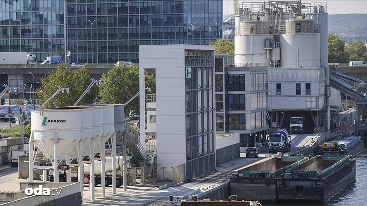 fransanin konustugu isid davasi basladi lQdpjTrc.png