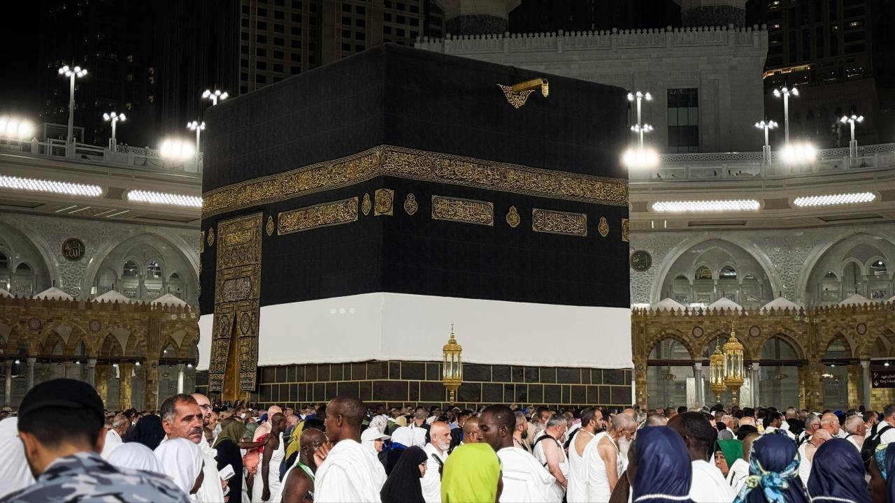 hac kurasi yarin 18 milyon haci adayi buyuk bir merakla bekliyor um3lB1Lm.jpg