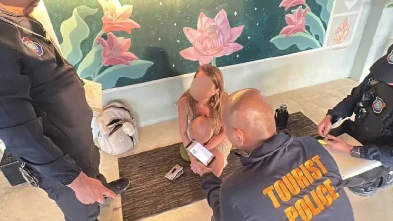 yoga egitmeni ileri seviye seks teknikleri dersi acti gozaltina alindi xv5GCSU4.jpg